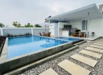 Area belakang villa